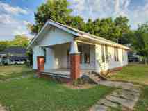800 W 9th St #1 - Photo 1 of 1