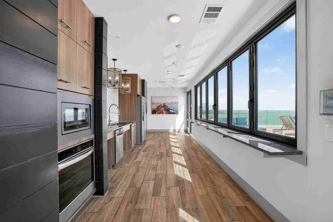 The Alexa Luxury Apartments I & II - Photo 5 of 55