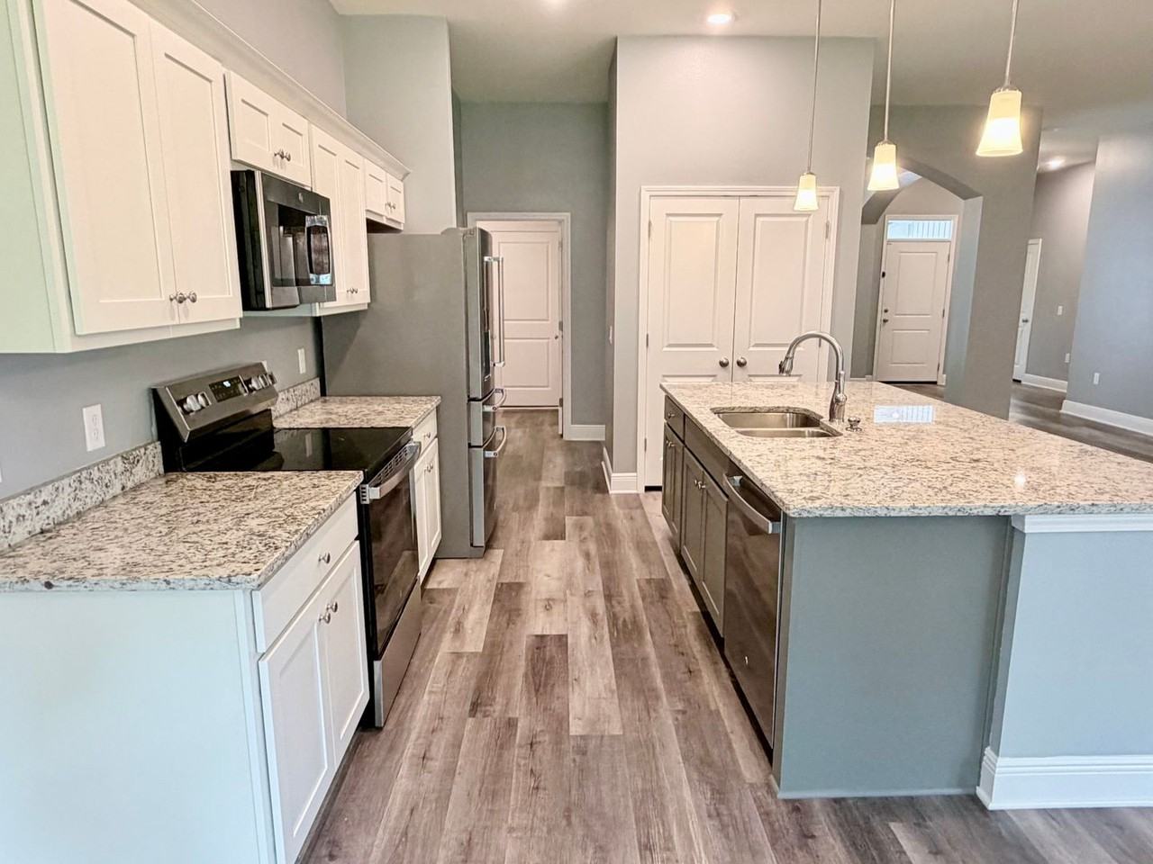 10085 Bellbrook Rd - Photo 6 of 18