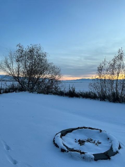 5508 Lake Helena Dr #A - Photo 3 of 10