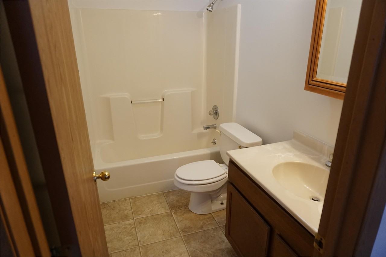 3029 River Rd #2 - Photo 4 of 9