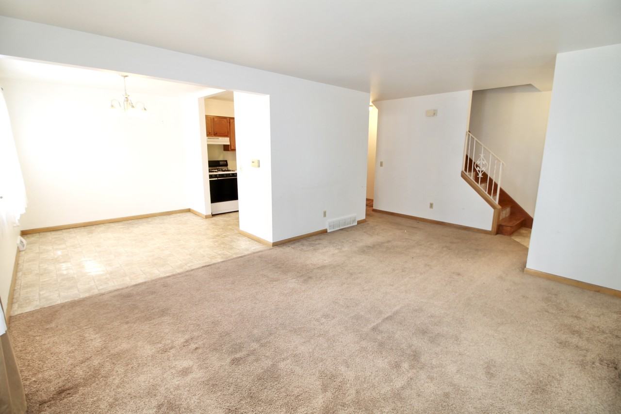 4527 12th Ave #1 - Photo 2 of 19