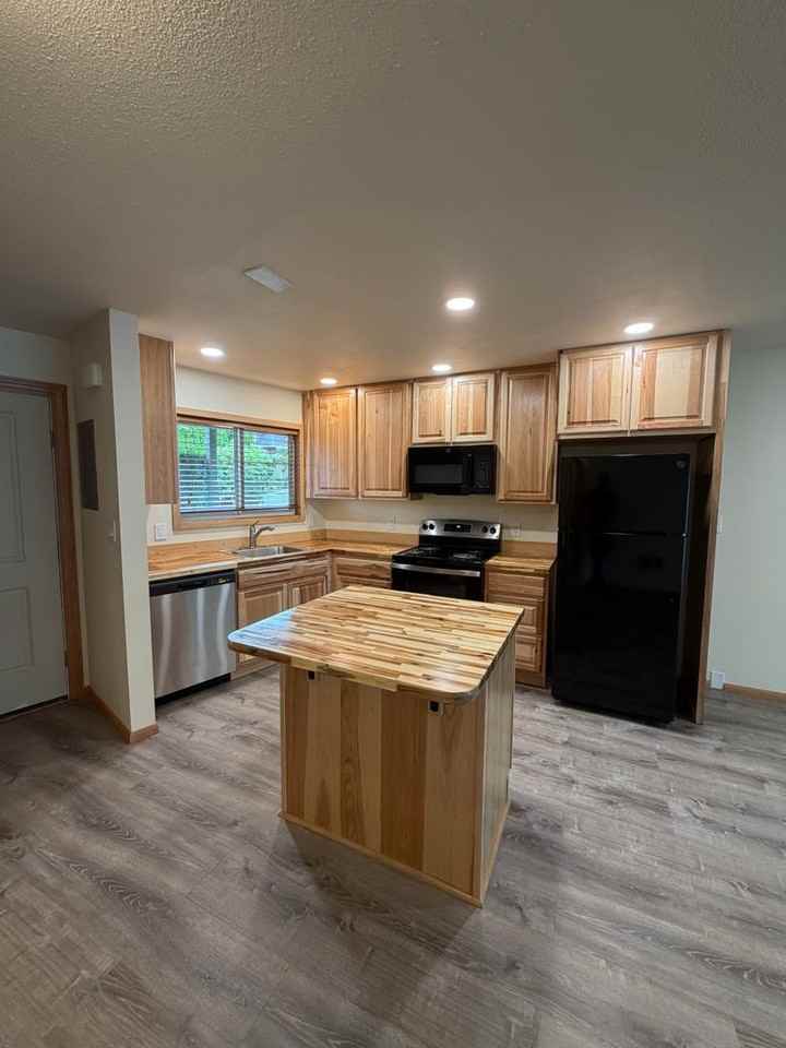 Citadel Apartments - Photo 3 of 18