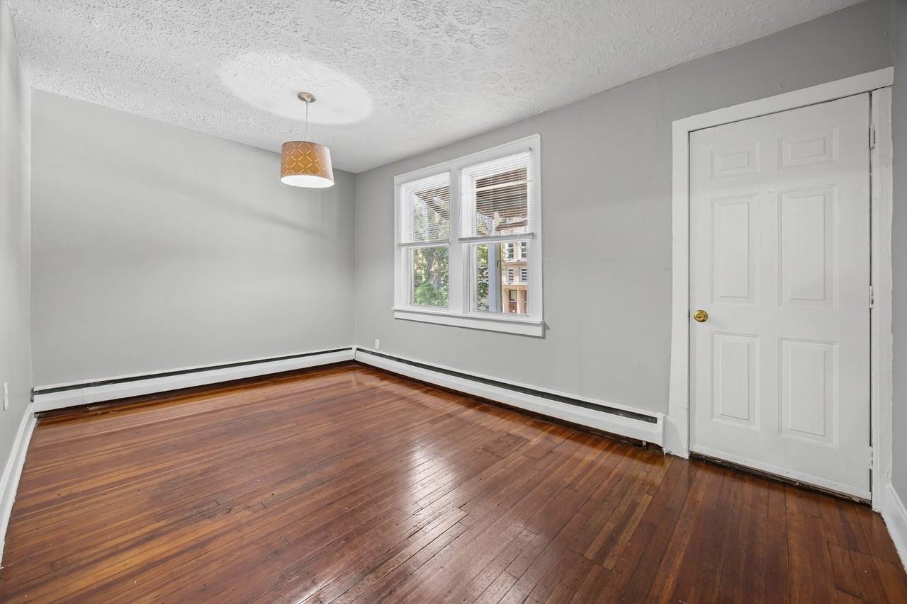175 Pearl Street - Photo 3 of 19