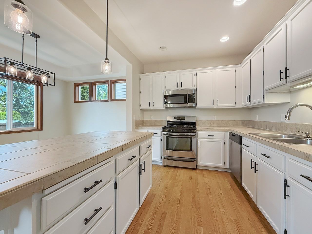 13103 26th Ave Se #10 - Photo 2 of 22