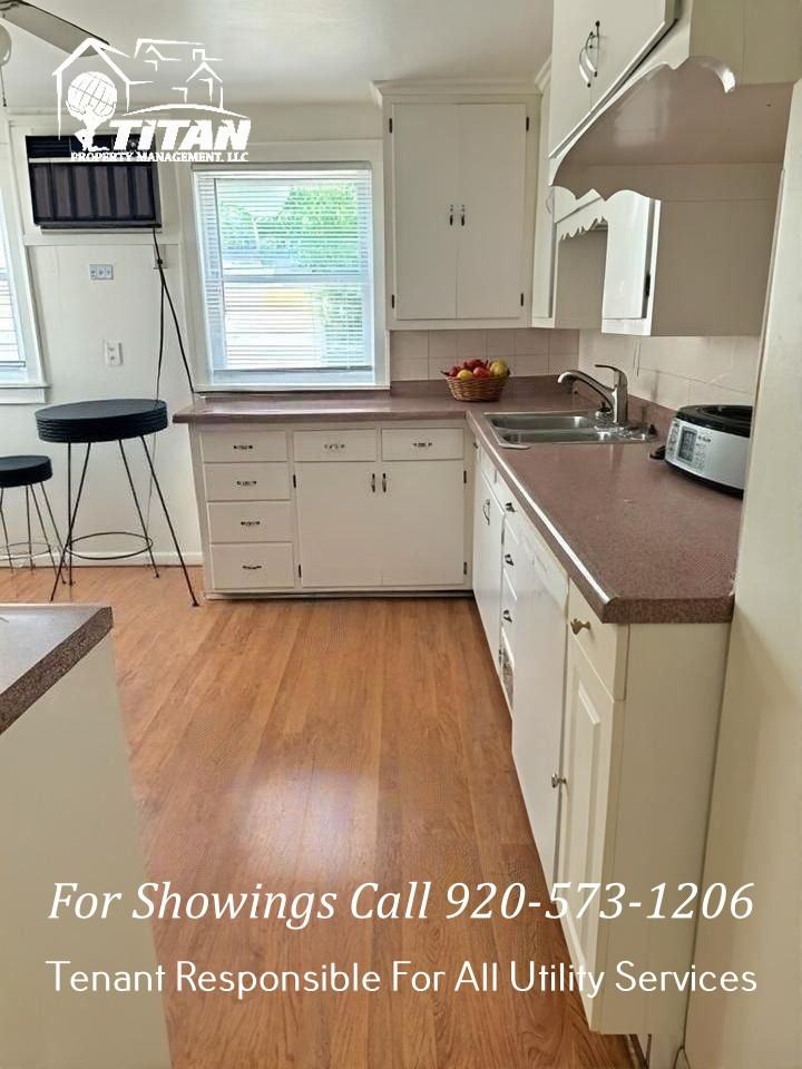 1463 Morrow St #1 - Photo 5 of 11