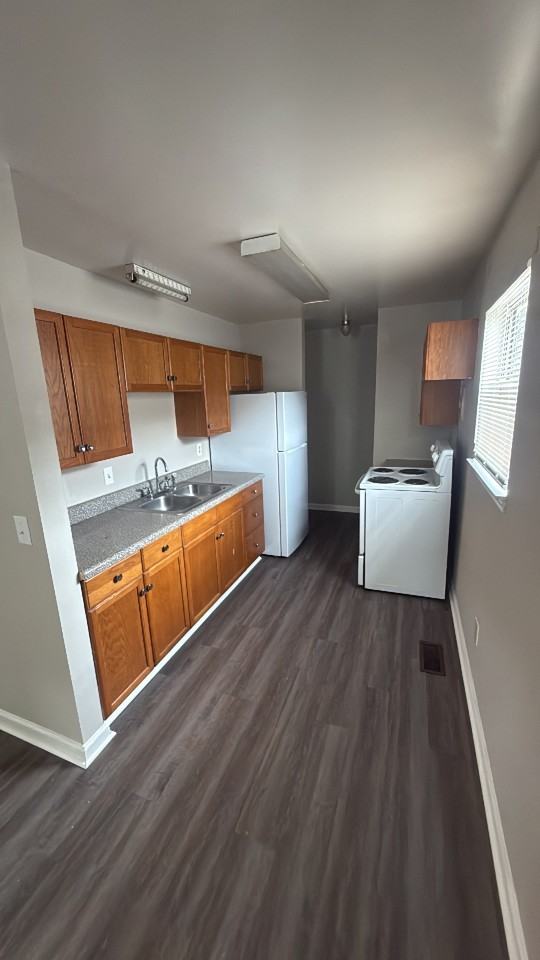 1154 Kirkland Avenue-1 - A #A - Photo 3 of 11
