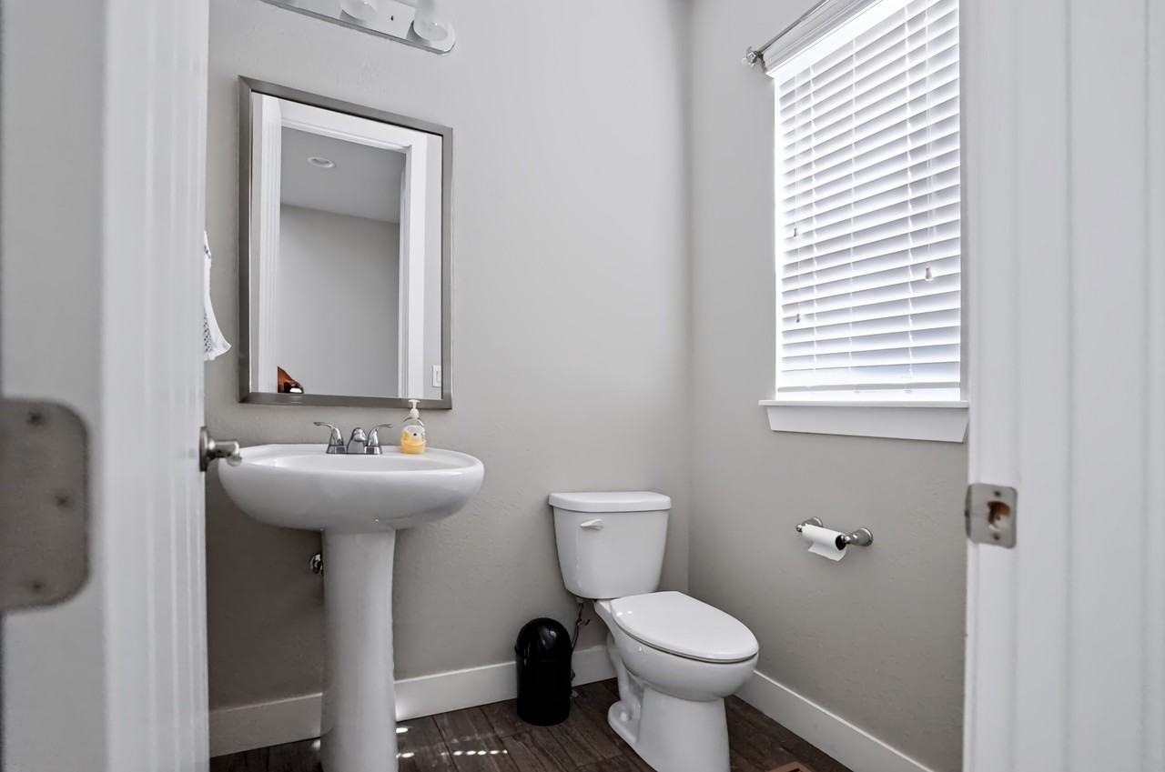 6875 E 133rd Ave #1 - Photo 7 of 34