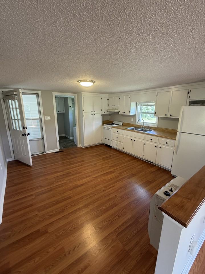 2189 North Carolina 55 #1 - Photo 3 of 10