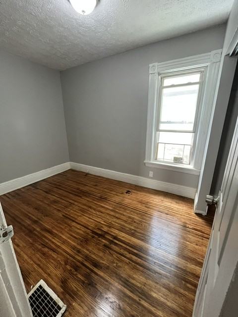 56 Cady St #DN - Photo 2 of 8
