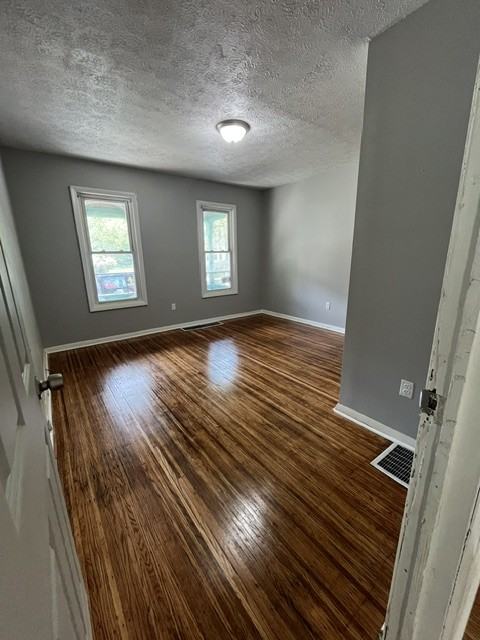 56 Cady St #DN - Photo 3 of 8