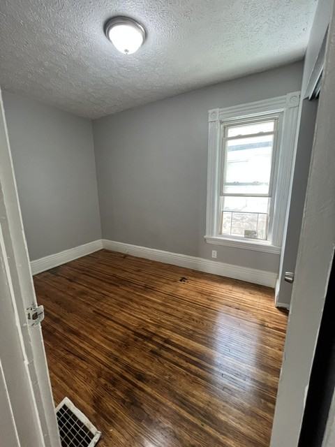 56 Cady St #DN - Photo 5 of 8