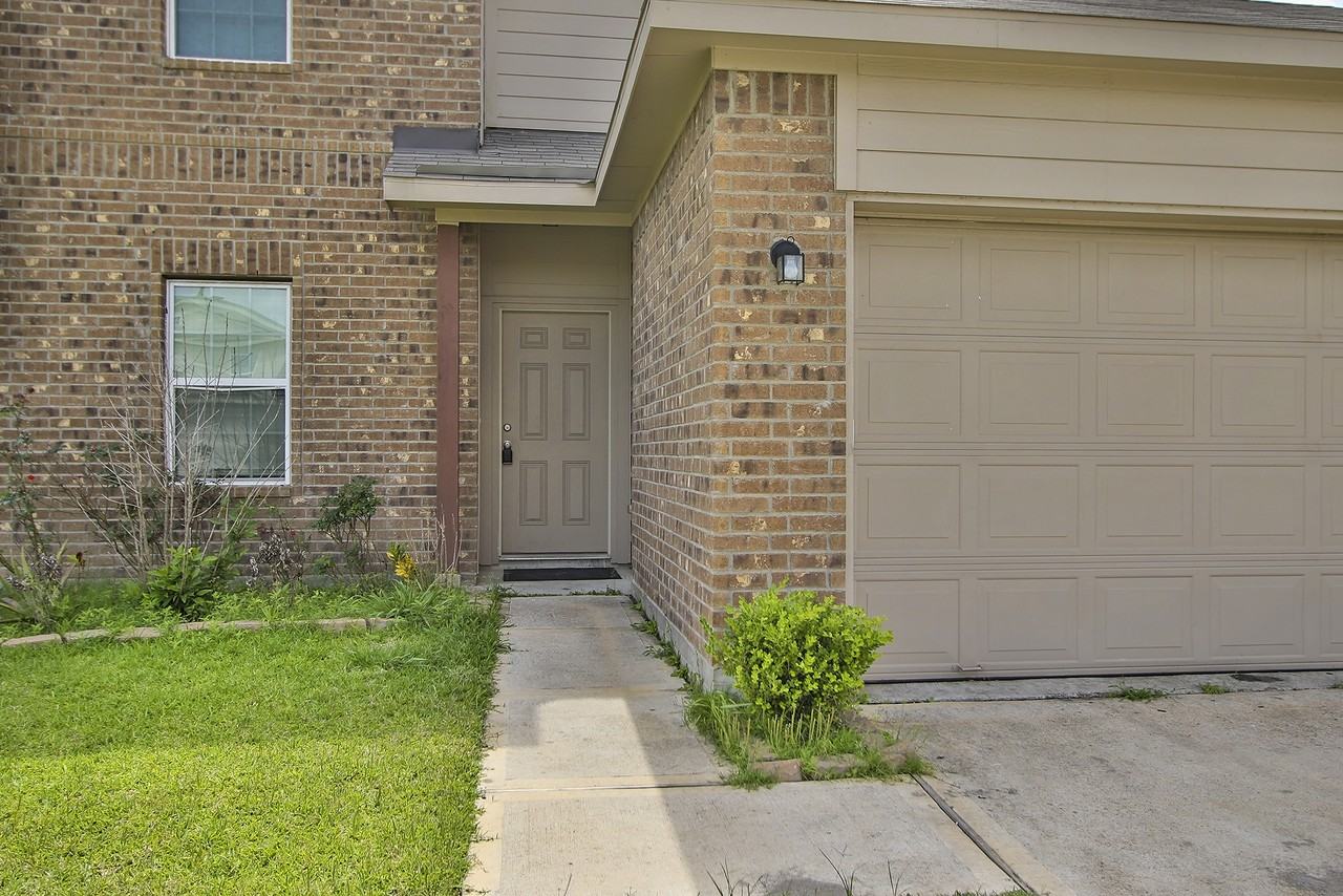2209 Onyx Ct #1 - Photo 6 of 29