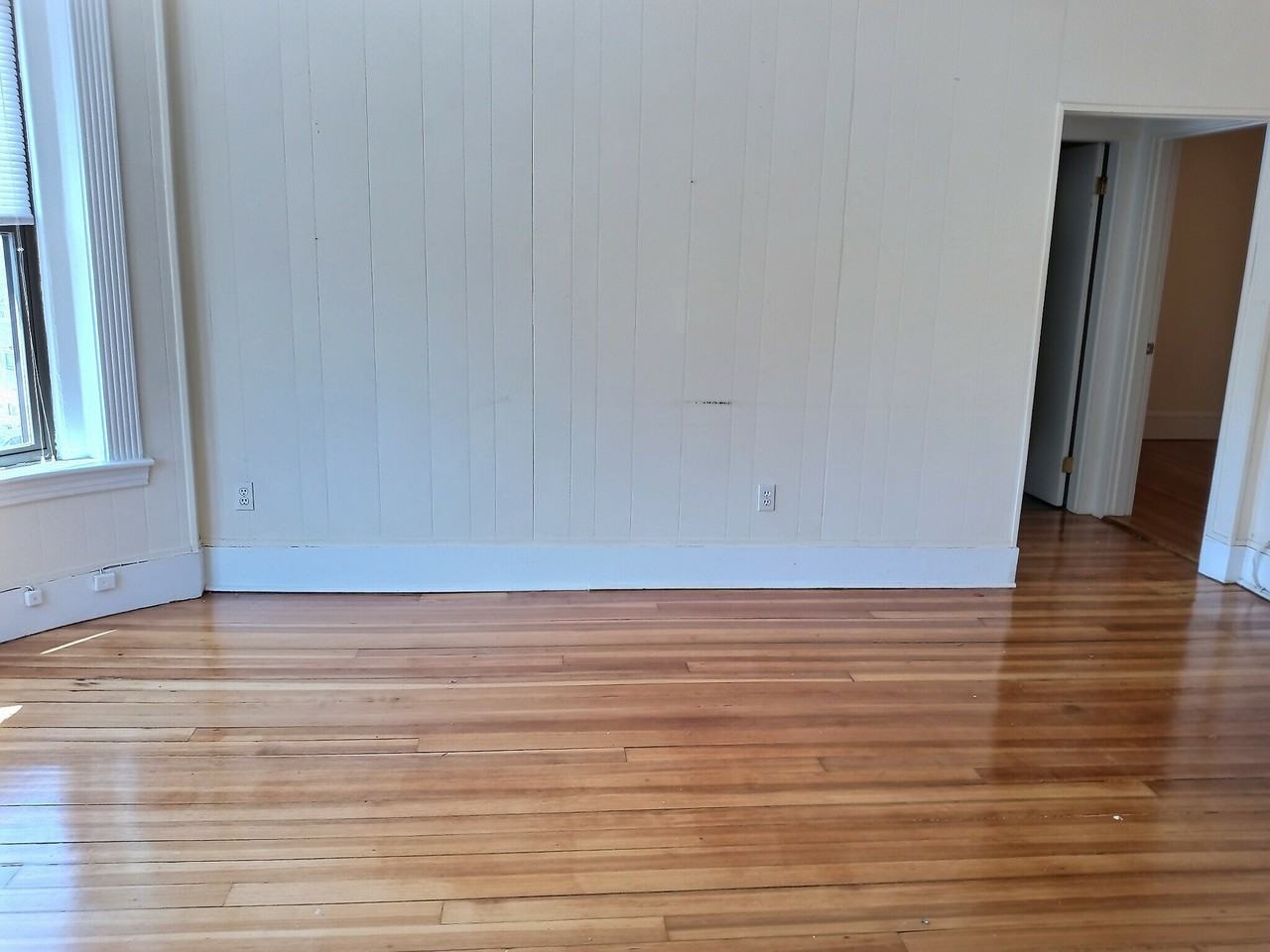 1390 - 7Beacon St #7 - Photo 6 of 14