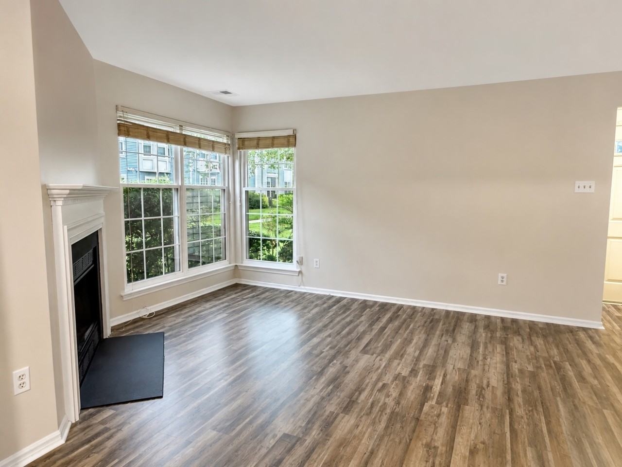 241 Andover Pl - Photo 2 of 20
