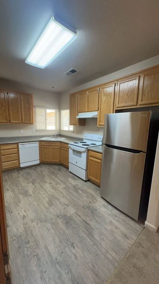 689 Gateway Cir - Photo 7 of 23