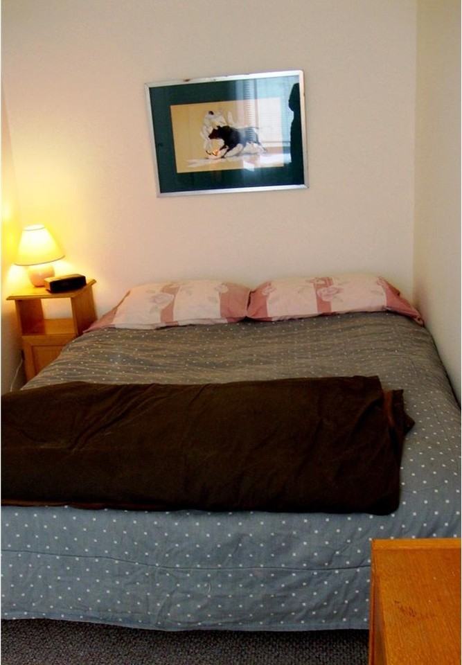 411 E 51st St 104FS - Photo 2 of 2