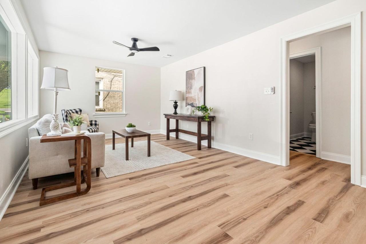 110 Jules Ave - Photo 4 of 10