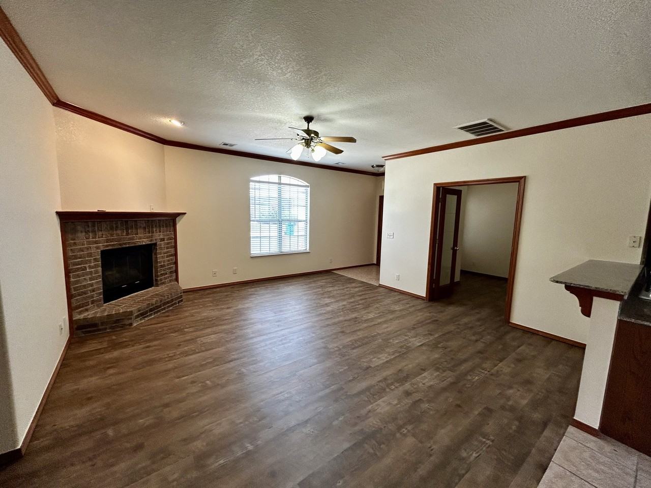 4424 Nw 32nd Pl #1 - Photo 3 of 17