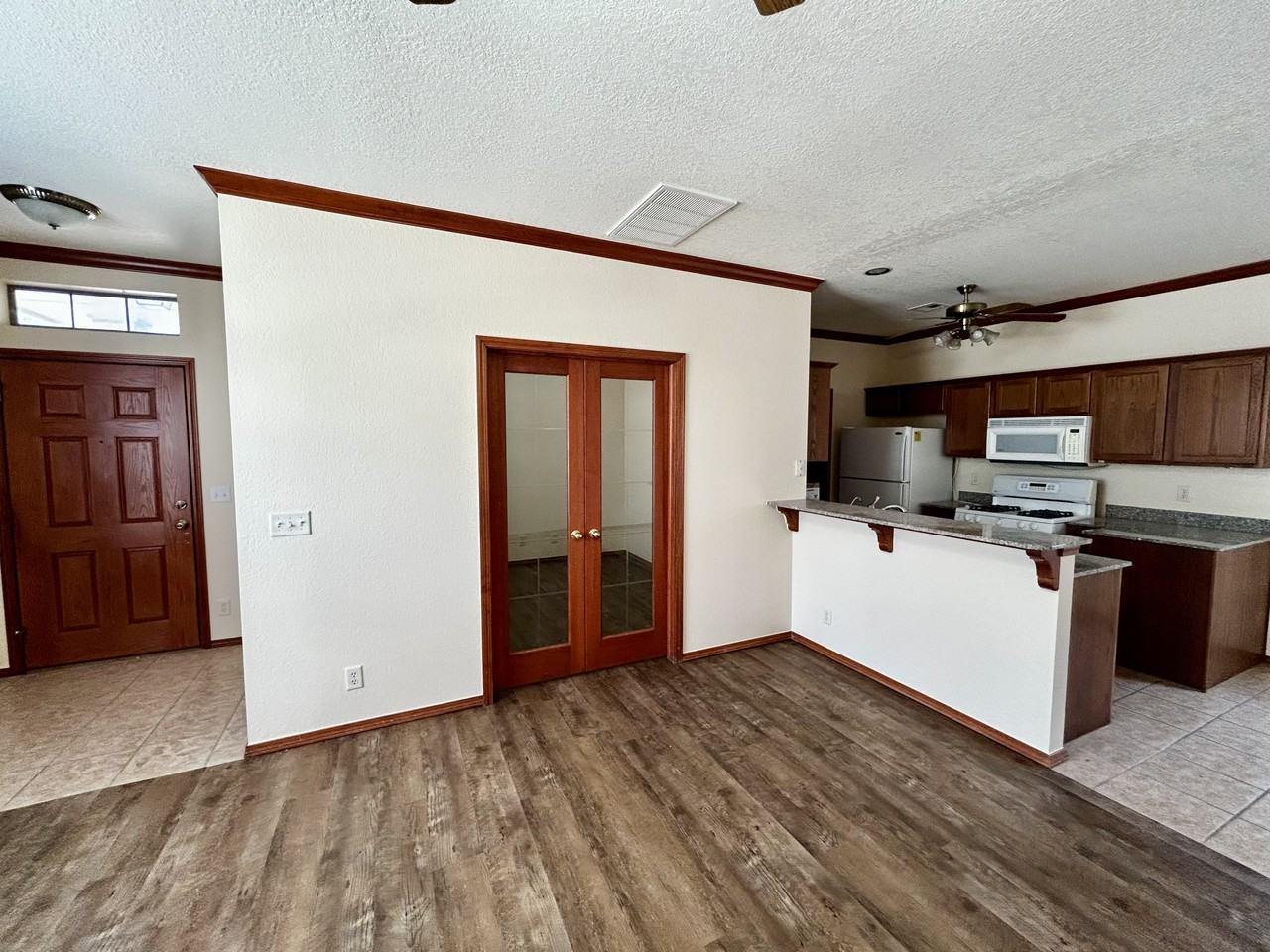 4424 Nw 32nd Pl #1 - Photo 4 of 17