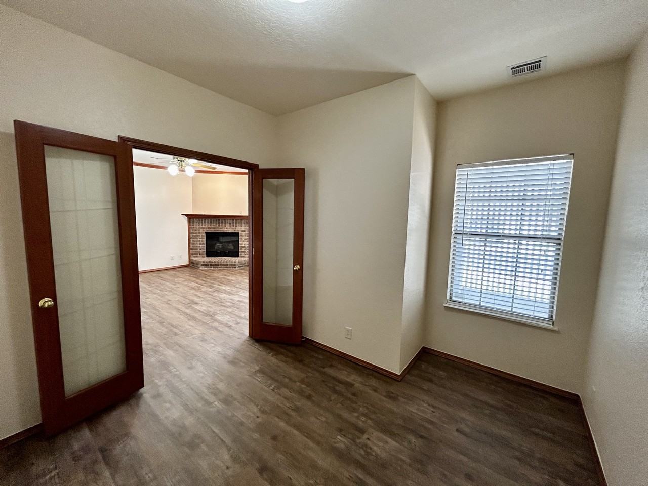 4424 Nw 32nd Pl #1 - Photo 5 of 17
