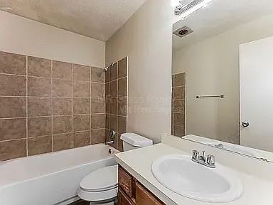 5901 Shadydell Dr - Photo 6 of 12