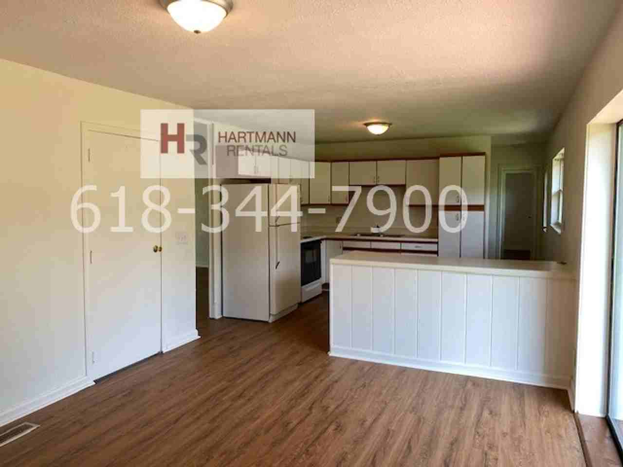 1633 Vfw Rd - Photo 3 of 10