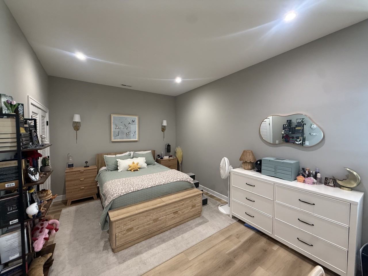 5912 N Nashotah Ave #105 - Photo 5 of 10