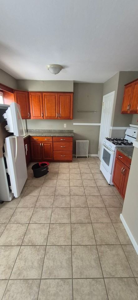 3226 Metz Ave #2 - Photo 2 of 8