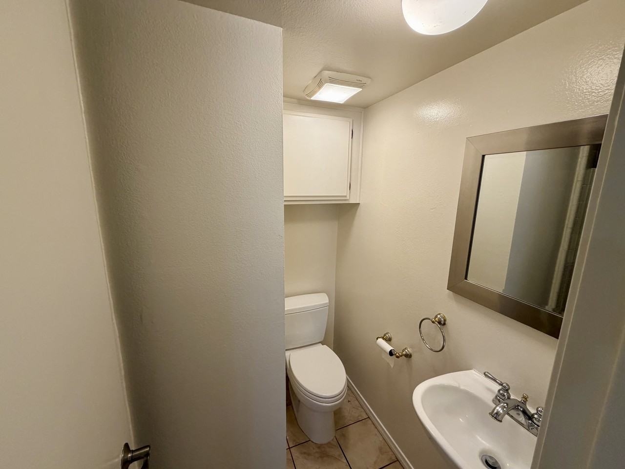 283 S Hudson Ave #20 - Photo 7 of 12