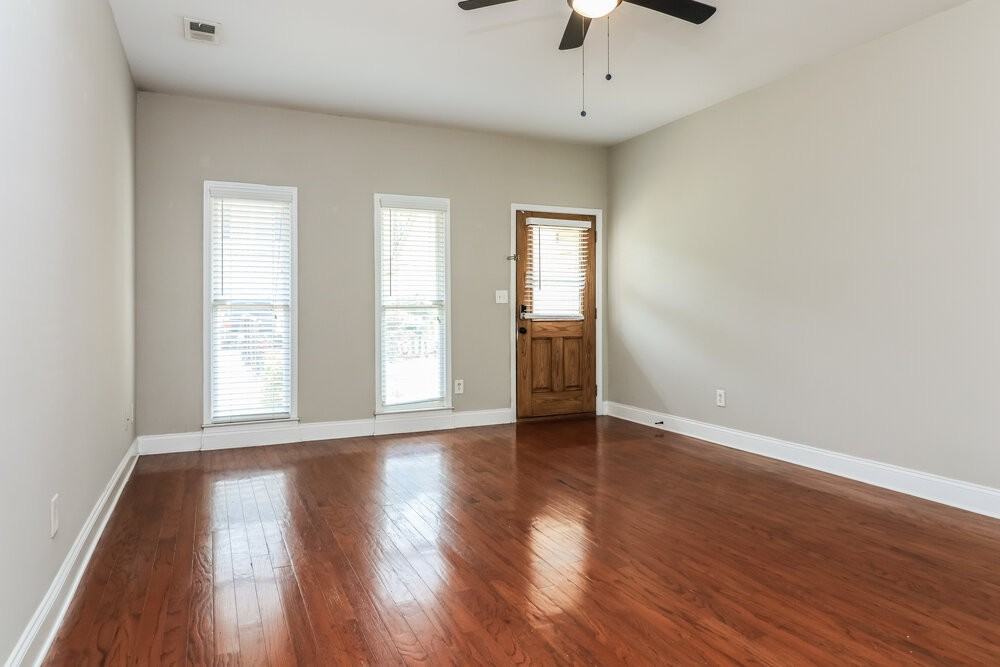 49 Celtic Ct - Photo 6 of 16