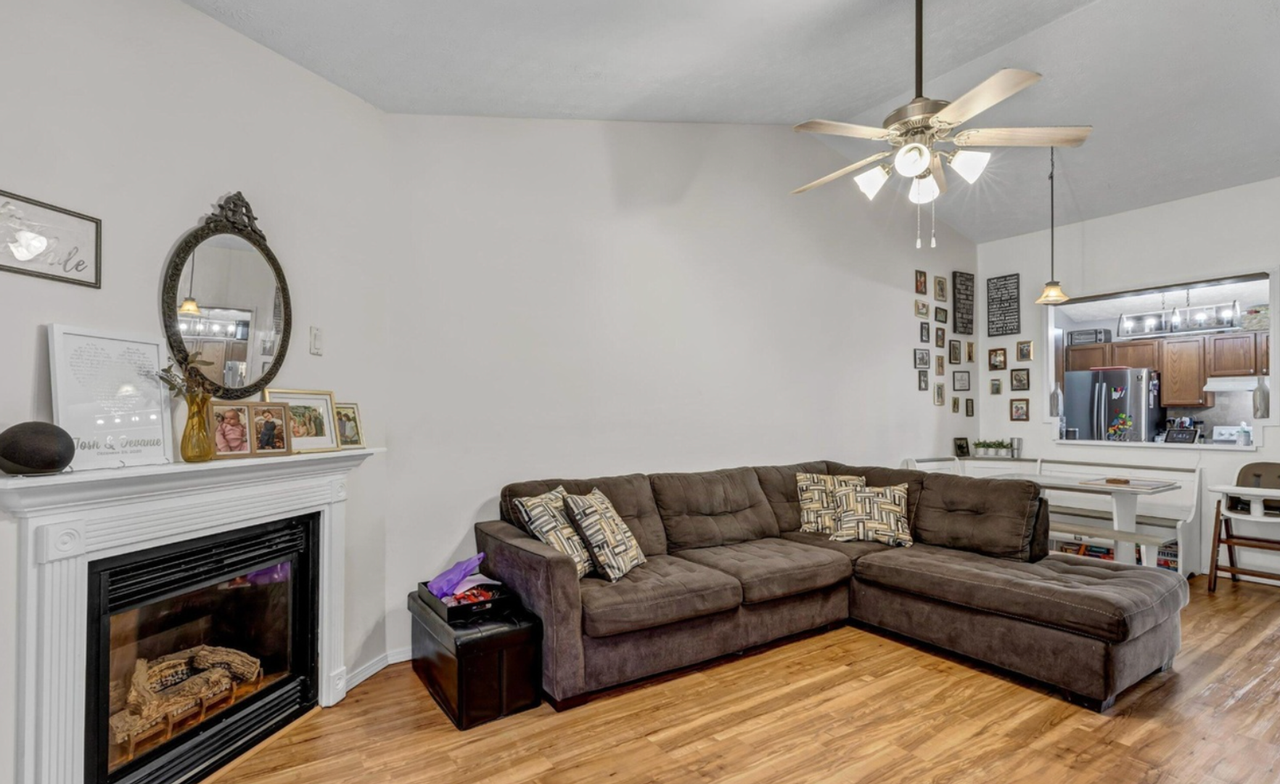 813 Calypso Way - Photo 6 of 28