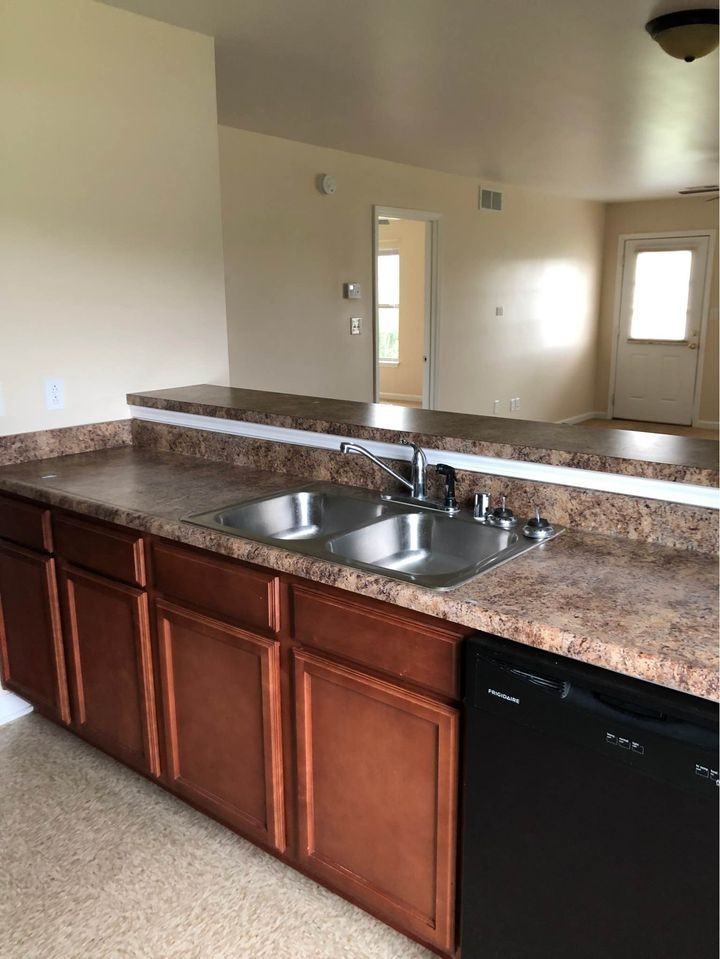 706 Chatham Ct #1 - Photo 4 of 10