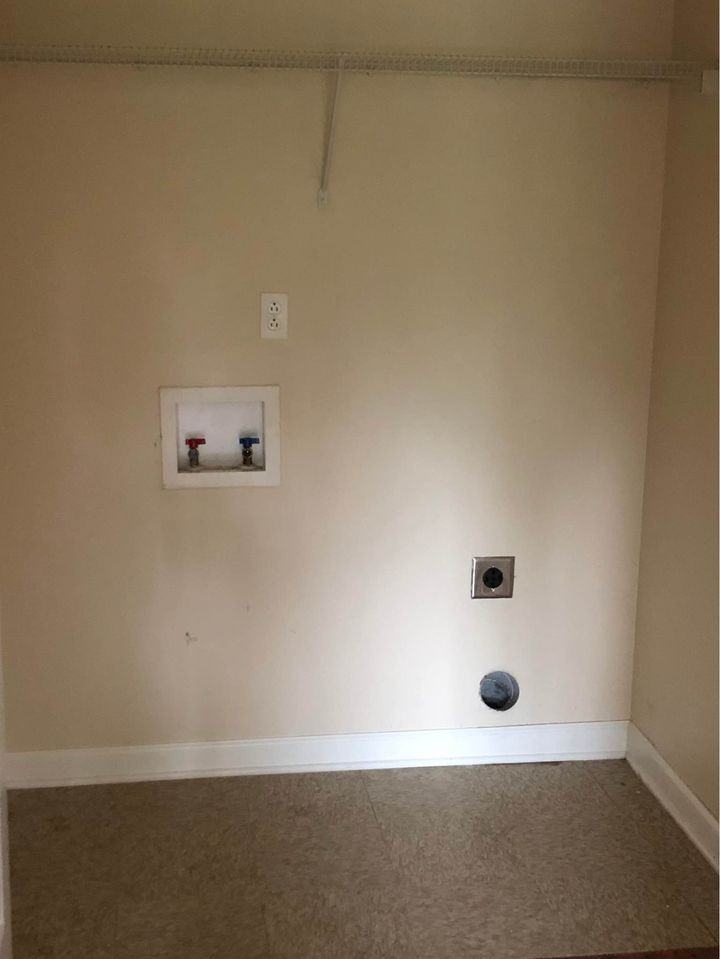706 Chatham Ct #1 - Photo 6 of 10