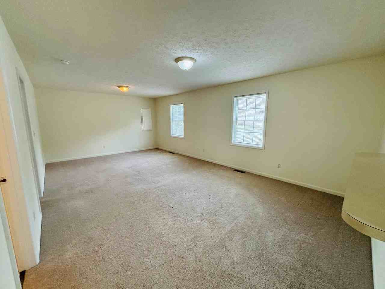206 Reynolds St - Photo 7 of 17