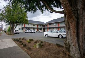 featured image of 7532 N Ida Ave