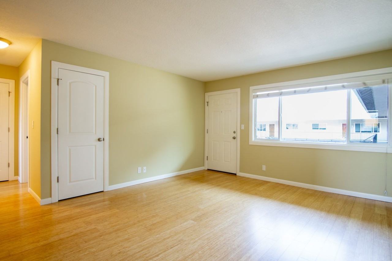 7532 N Ida Ave - Photo 3 of 18