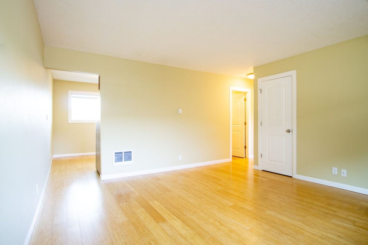 7532 N Ida Ave - Photo 4 of 18