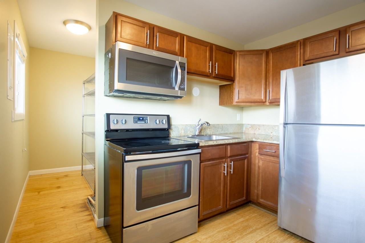 7532 N Ida Ave - Photo 7 of 18