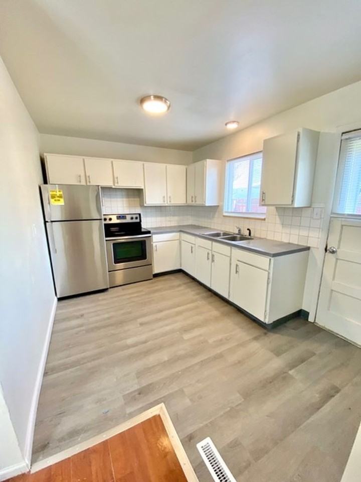 3026 W 8th Street Rd - Photo 4 of 9