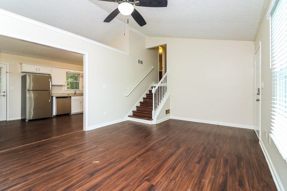157 Aztec Way Se - Photo 7 of 18
