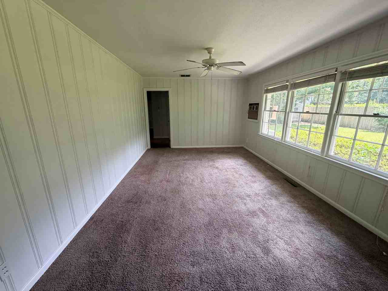 605 Georgia Ave - Photo 3 of 17