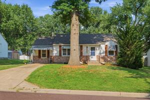 featured image of 7725 Robinson St #1