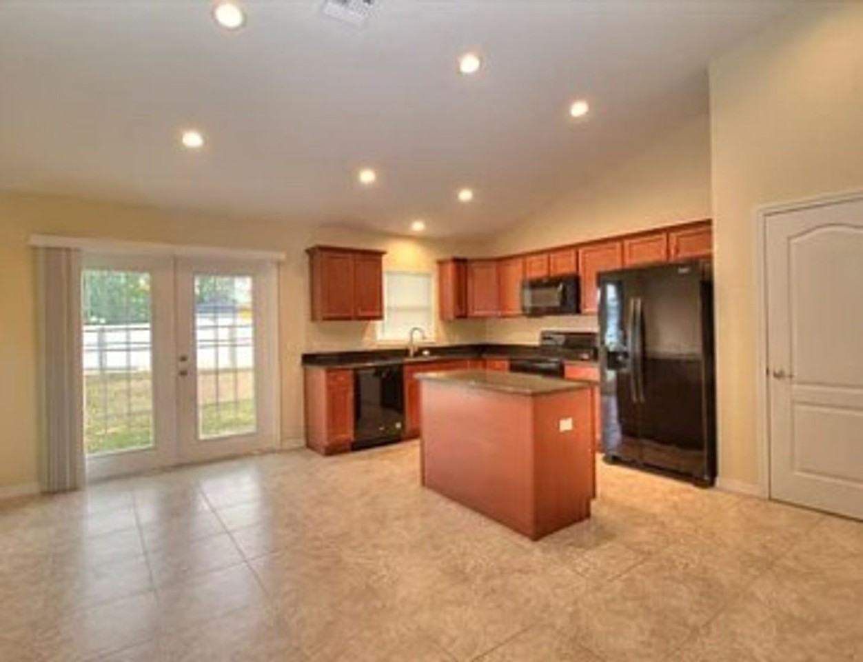13 Hemlock Trace Ct - Photo 2 of 19