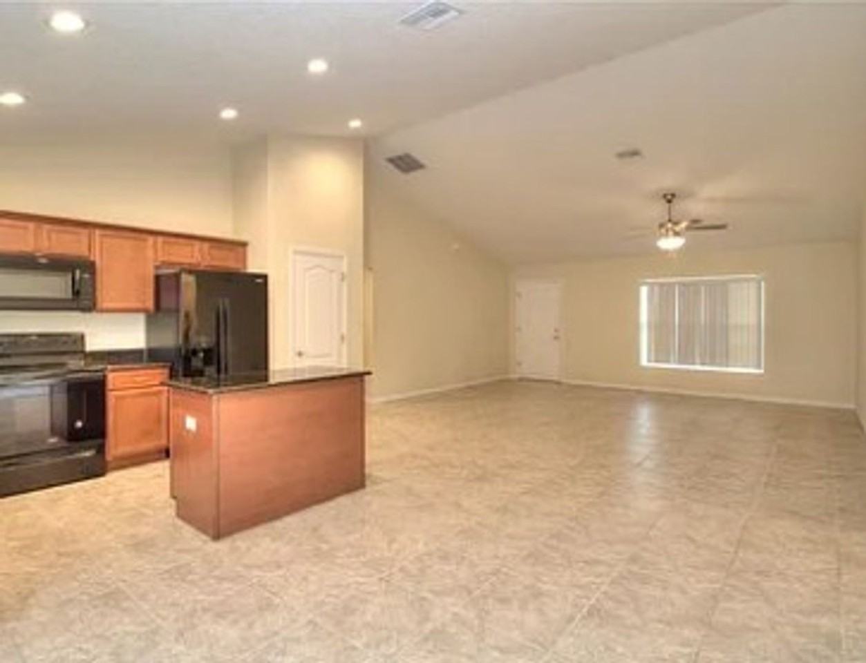 13 Hemlock Trace Ct - Photo 3 of 19