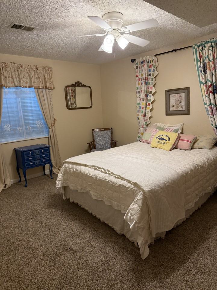 2320 43rd Avenue Ct #1 - Photo 4 of 19