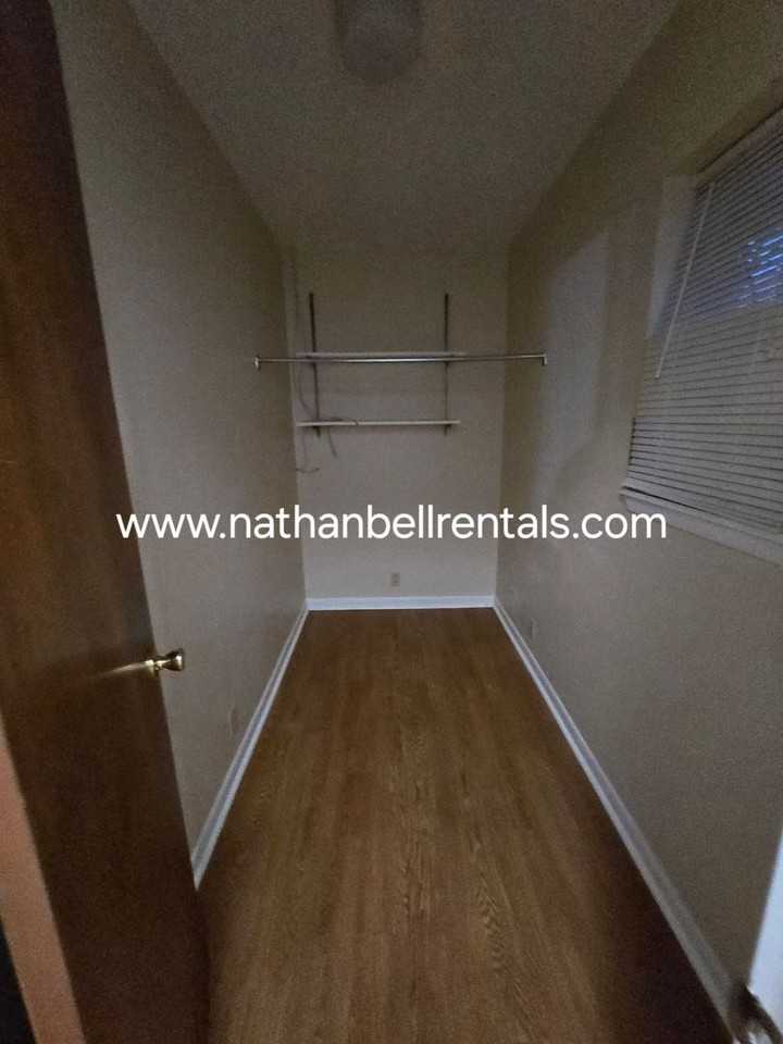 3025 Abbott Ln - Photo 7 of 16