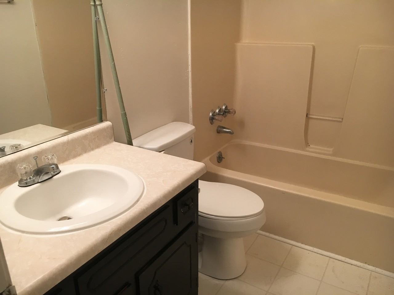 838 Central Ave - Photo 5 of 8