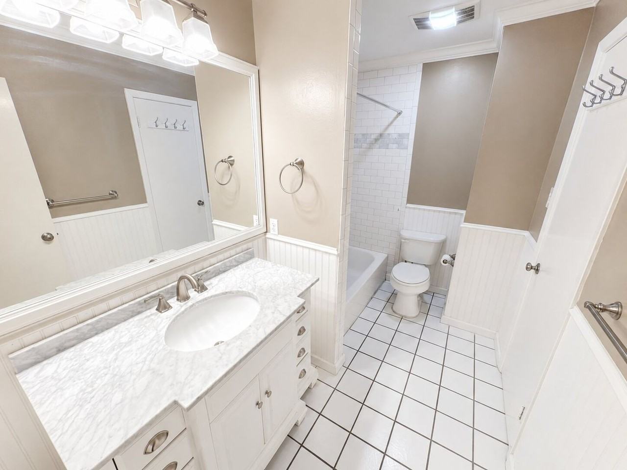 10102 Salinas Dr - Photo 5 of 9