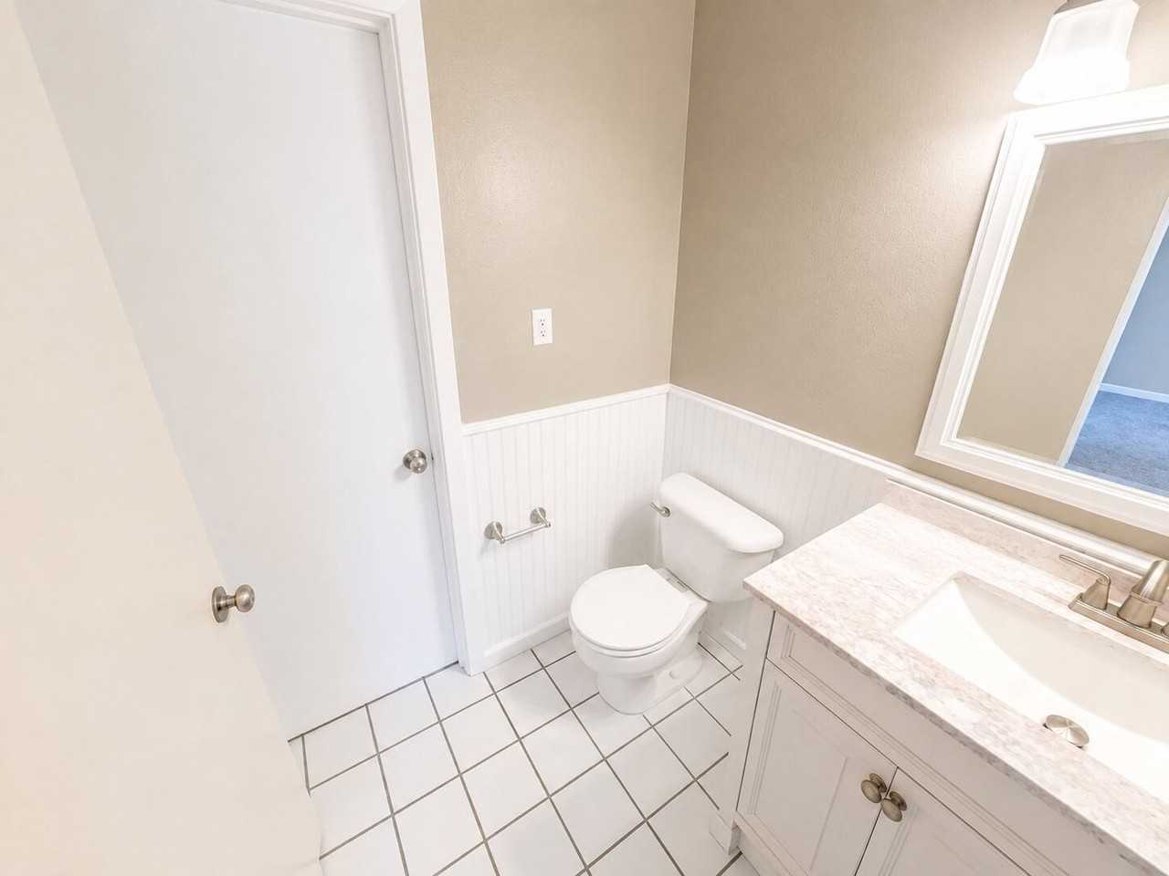 10102 Salinas Dr - Photo 7 of 9